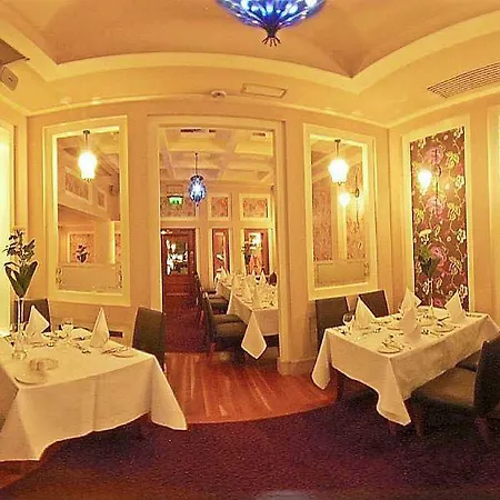 ホテル Westwood 4*