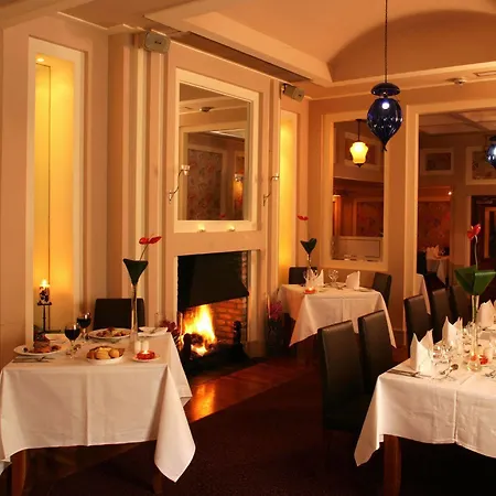 Westwood Otel